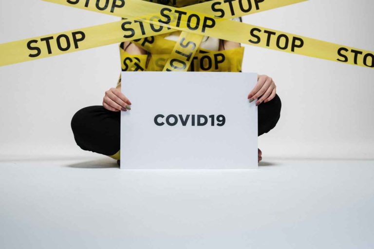 Stop Schild Covid 19