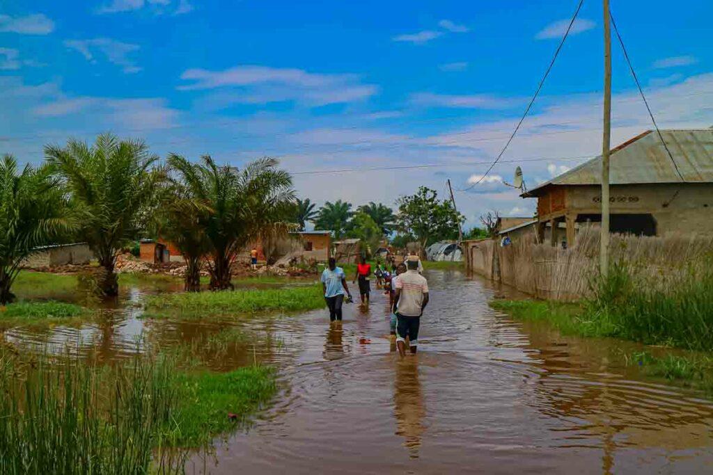 Menschen in Not: Wie Überschwemmungen in Burundi Leben verändern